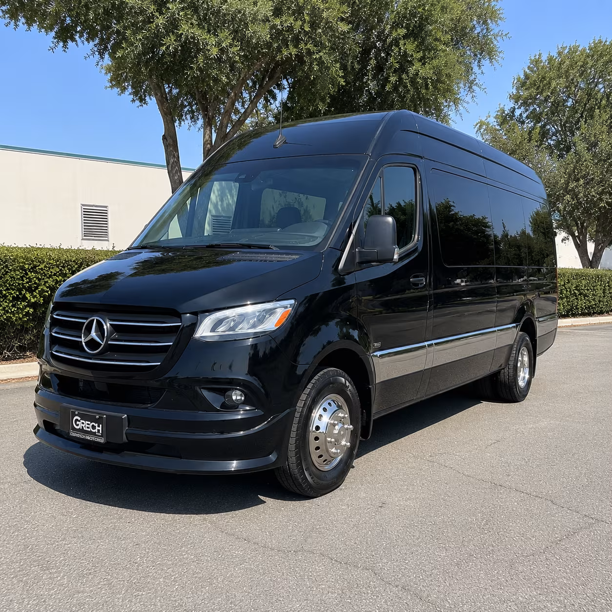 20 passenger sprinter van