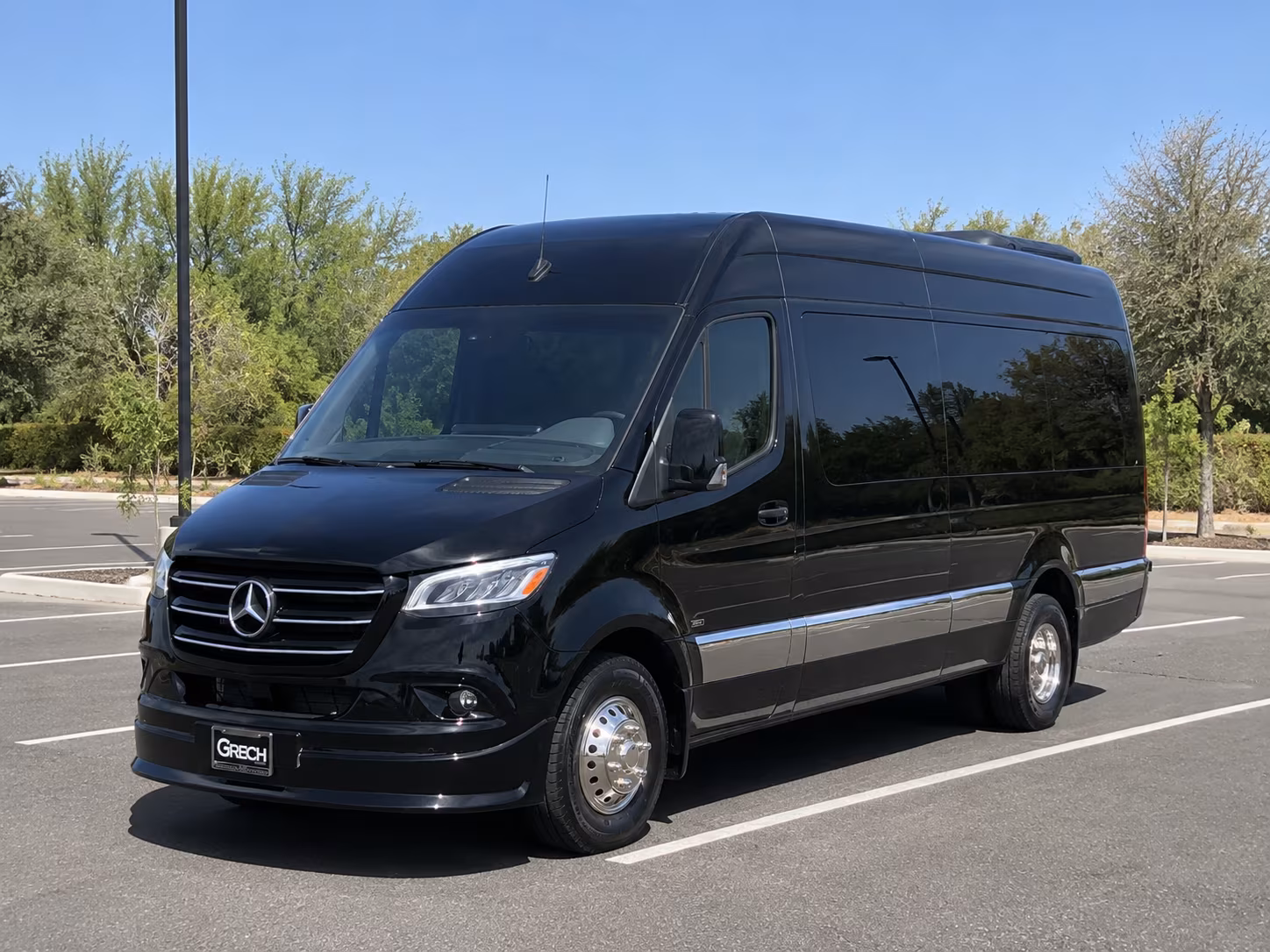 santa clara 15 passenger sprinter van