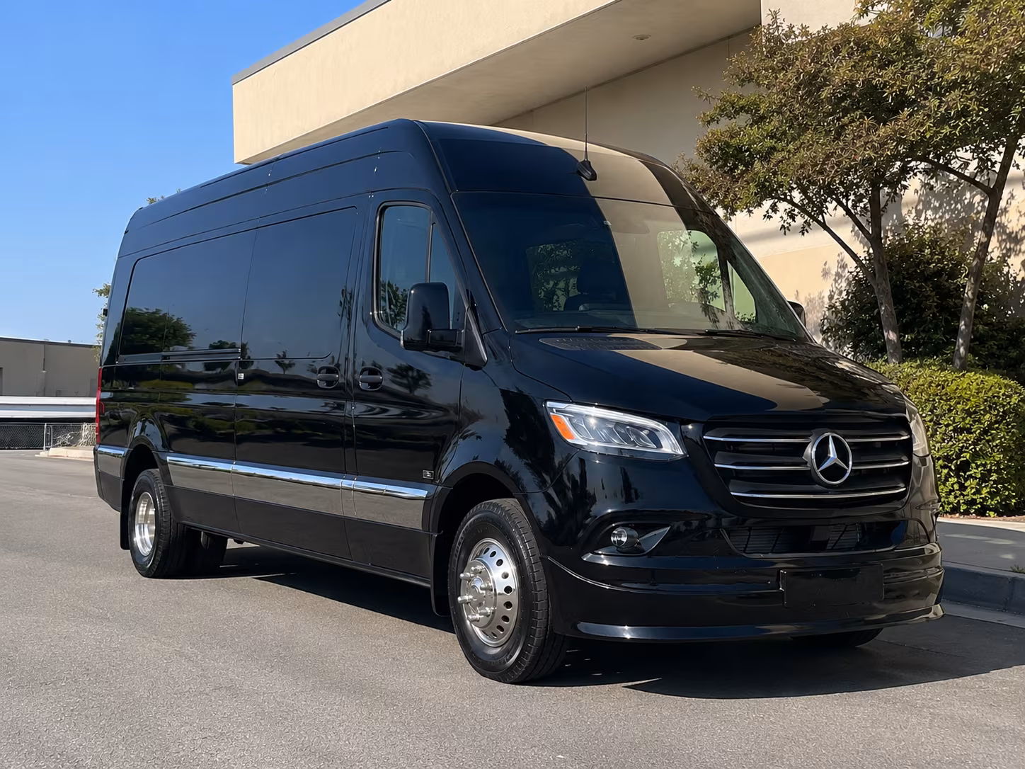 santa clara 8 passenger sprinter van